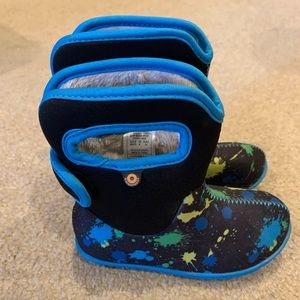 Bogs Toddler size 8